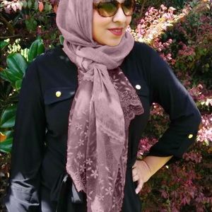 Scarve / Shawl / Wrap